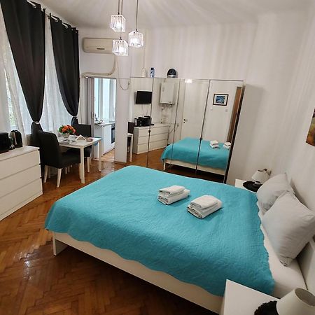 Studio Ultracentral Universitatea Bukarest Eksteriør billede